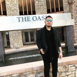 Meet your Posher, Alan